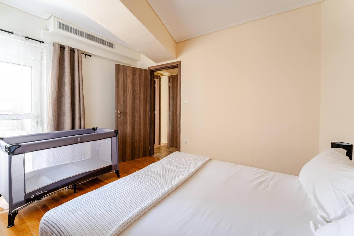 شقة Lux & Style 75Sqm With Private Parking In أثينا المظهر الخارجي الصورة